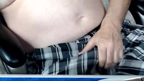 Snapshot of kwib34 chatting on April 2, 9:07 am kwib34 online show from April 2, 9:07 am