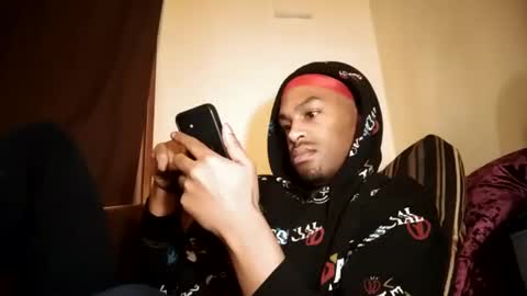 Snapshot of kxxxng chatting on January 27, 7:56 pm JermaineKxng online show from January 27, 7:56 pm