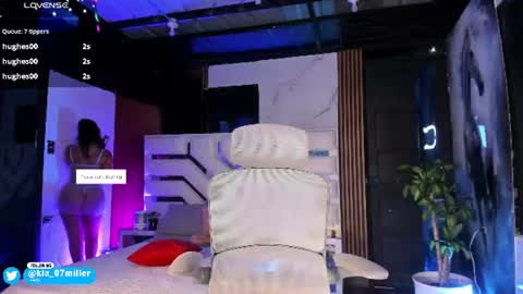 kya_miller_ online show from August 4, 11:18 pm