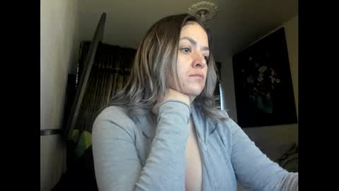 kyhara online show from November 7, 9:59 pm