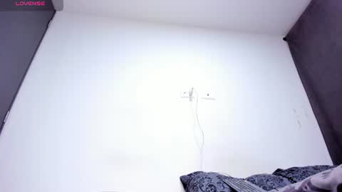Kyle collinz online show from June 11, 2:53 am