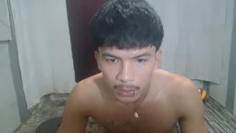 kyle_lourence online show from May 2, 6:02 pm