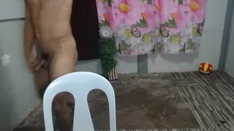 kyle_lourence online show from June 4, 11:27 am