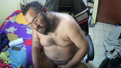 Kyle online show from April 16, 11:51 pm