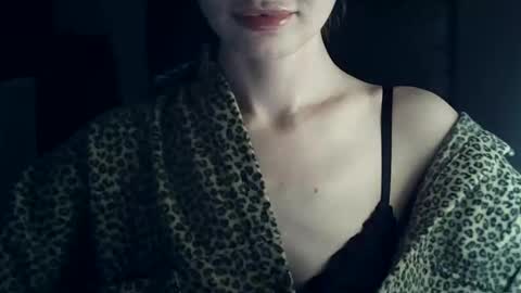 KyleeSilkk online show from October 8, 5:10 pm