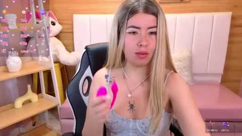Snapshot of kylia_a chatting on July 28, 1:54 pm Kilya online show from July 28, 1:54 pm