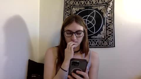 Snapshot of kylianna chatting on November 11, 8:31 pm Kylianna online show from November 11, 8:31 pm