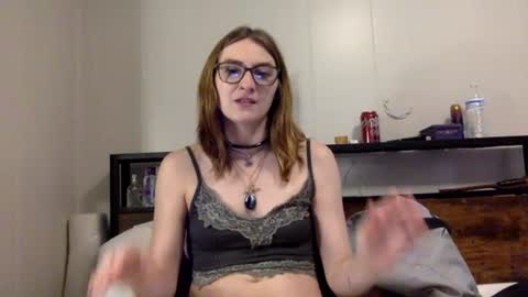Snapshot of kylianna chatting on June 23, 8:40 pm Kylianna online show from June 23, 8:40 pm