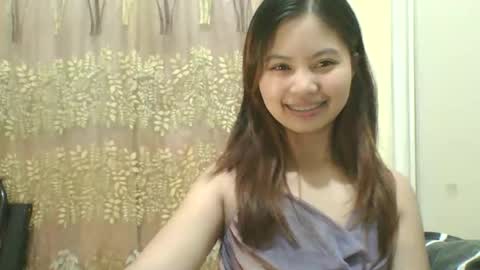 its me KYLIE online show from September 16, 1:12 pm