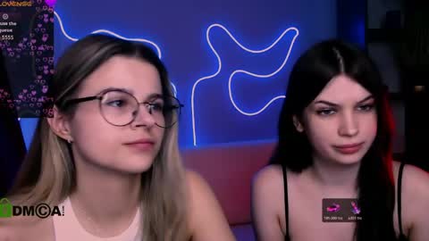Snapshot of kylie_angel3 chatting on April 12, 12:54 pm Kylie loves u online show from April 12, 12:54 pm