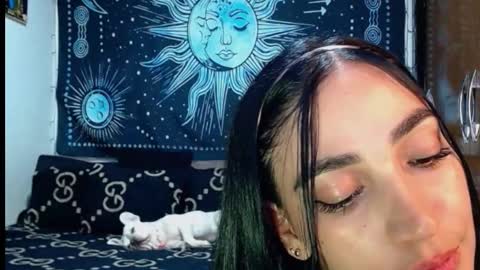 kylie online show from October 15, 10:10 pm