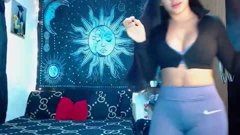 kylie online show from February 2, 10:52 pm