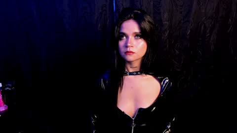 submissive demon Please help me to reach 500 thumbs up online show from January 28, 1:50 am