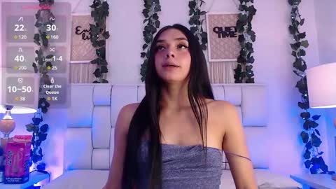 Snapshot of kylie_golden chatting on December 26, 12:27 pm Kylie Myers online show from December 26, 12:27 pm