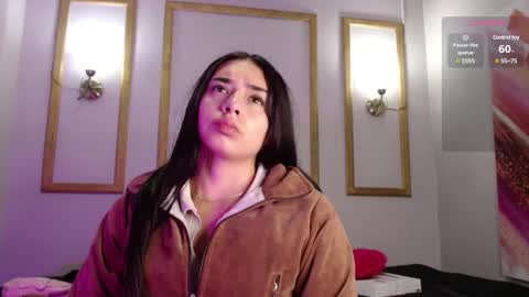 Snapshot of kylie_golden chatting on March 4, 11:19 am Kylie Myers online show from March 4, 11:19 am