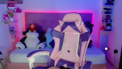 Snapshot of kylie_hottt_ chatting on March 3, 9:26 pm k ylie online show from March 3, 9:26 pm