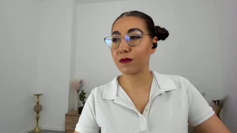 Kylie online show from September 23, 6:11 pm