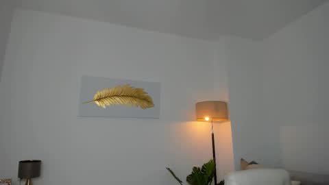 Kylie online show from March 9, 3:38 pm