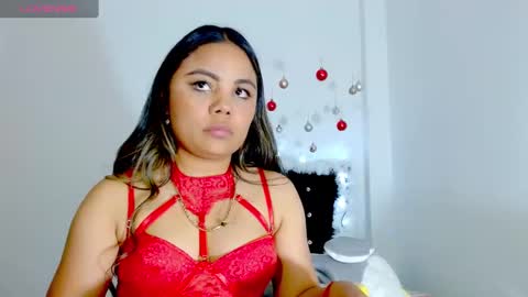 Paola online show from December 5, 6:44 pm