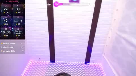 kylie_ls online show from December 2, 7:25 am