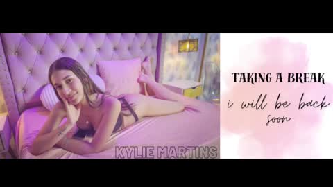 Kylie online show from January 22, 2:46 pm