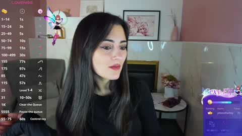 Kylie online show from December 17, 4:32 pm