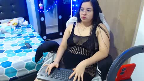 Instagram Kylie switch  followme  buy lovense here online show from December 14, 1:06 am