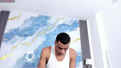 Kaylie And Jhony online show from December 4, 8:28 pm