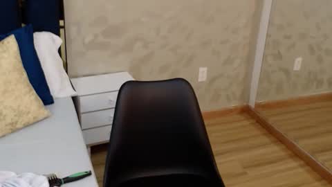 Melissa online show from April 29, 6:03 pm