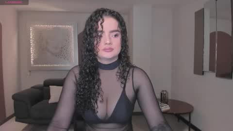 Snapshot of kyliejenkins1 chatting on November 11, 11:10 am Kylie Jenkins online show from November 11, 11:10 am