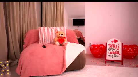 Kylie online show from February 13, 10:50 pm