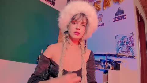   online show from September 14, 9:36 pm