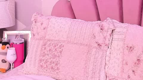 Snapshot of kyliemonnet chatting on July 10, 5:59 pm Kylie jl online show from July 10, 5:59 pm