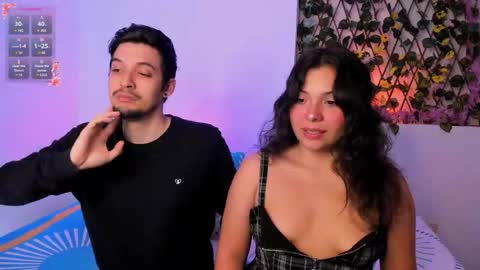 Snapshot of kylietimothee chatting on October 2, 5:31 pm kylietimothee online show from October 2, 5:31 pm