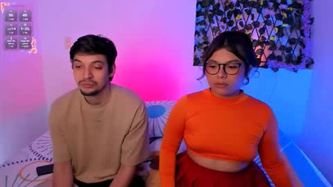 Snapshot of kylietimothee chatting on November 7, 5:57 pm kylietimothee online show from November 7, 5:57 pm