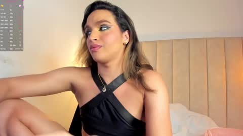 Snapshot of kylievictoria_ chatting on December 11, 12:55 pm Kylie online show from December 11, 12:55 pm