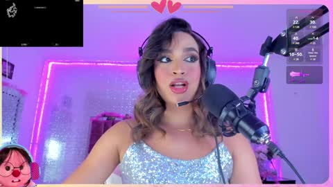 Snapshot of kylievictoria_ chatting on January 24, 5:10 am Kylie online show from January 24, 5:10 am