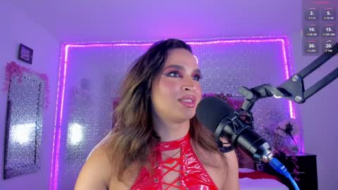 Snapshot of kylievictoria_ chatting on January 25, 5:29 am Kylie online show from January 25, 5:29 am
