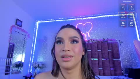Snapshot of kylievictoria_ chatting on February 6, 8:07 am Kylie online show from February 6, 8:07 am