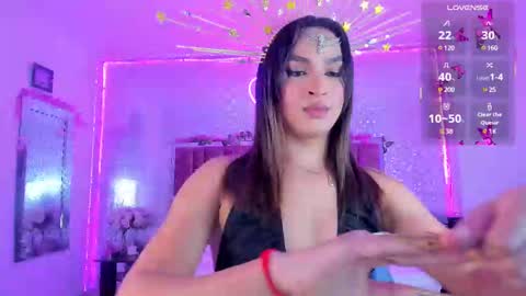 Snapshot of kylievictoria_ chatting on February 11, 5:05 am Kylie online show from February 11, 5:05 am