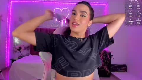 Snapshot of kylievictoria_ chatting on February 22, 5:34 am Kylie online show from February 22, 5:34 am