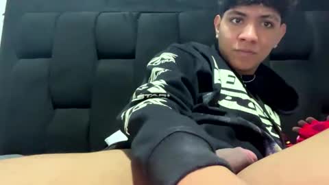 steven online show from December 19, 4:25 pm