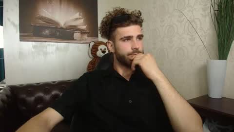 KyloEast online show from June 18, 7:08 am