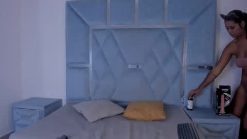 Snapshot of kymasm chatting on December 4, 1:20 pm kym online show from December 4, 1:20 pm