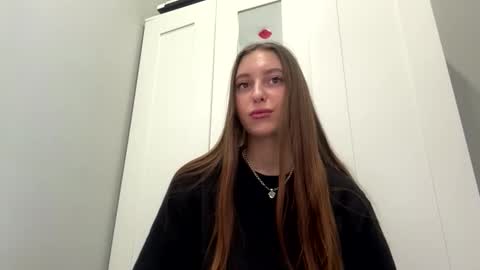 Snapshot of kymberlyrosenlof chatting on February 20, 10:38 am Selena online show from February 20, 10:38 am