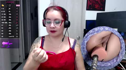 Snapshot of kyobiker223 chatting on December 13, 10:48 pm kyobiker223 online show from December 13, 10:48 pm