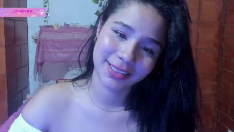Snapshot of kyomi_beth chatting on December 28, 5:02 am kyomi online show from December 28, 5:02 am