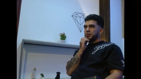 Snapshot of kyro_blaze chatting on May 31, 1:40 pm Kyro Blaze online show from May 31, 1:40 pm