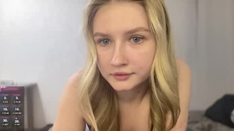 Snapshot of kyttilovelly chatting on March 5, 4:58 pm Amanda online show from March 5, 4:58 pm