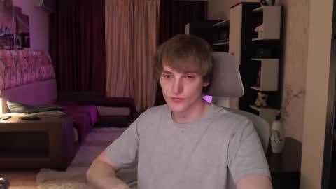 l1onkennedy online show from November 17, 9:20 pm